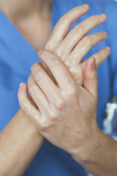  dezinfectant eficient avizat ca biocid doctor care foloseste dezinfectant tork Thumbnail Thumbnail Descriere Oferă oaspeților tăi o experiență premium de igienă și confort cu dezinfectantul lichid Tork pe bază de alcool, creat pentru o protecție eficient